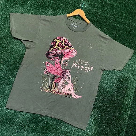 Melanie Martinez Portals Mushroom fairy Tshirt size 2XL - Picture 3 of 4